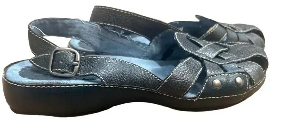 BareTraps women’s black